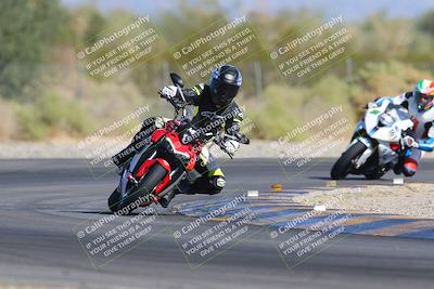 media/Nov-11-2023-SoCal Trackdays (Sat) [[efd63766ff]]/Turn 2 Set 1 (1125am)/